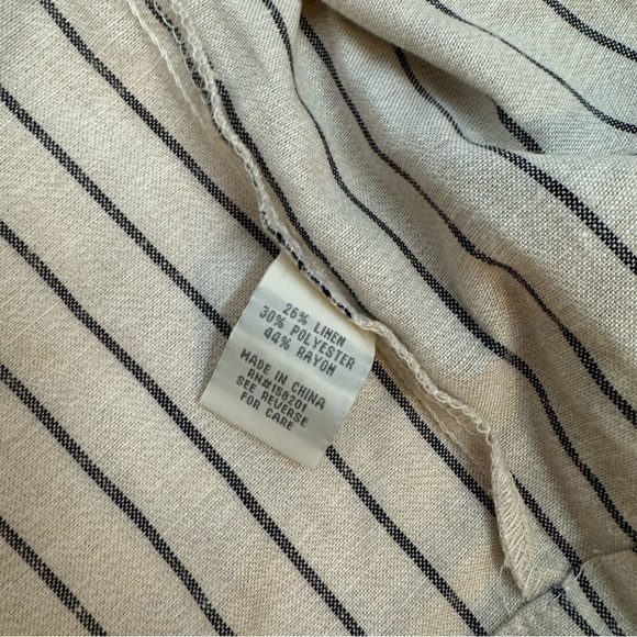 April Kiss linen blend button down striped crop long sleeve shirt - Picture 9 of 12